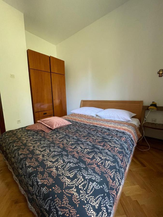 Kuca Roberta, Baric Draga