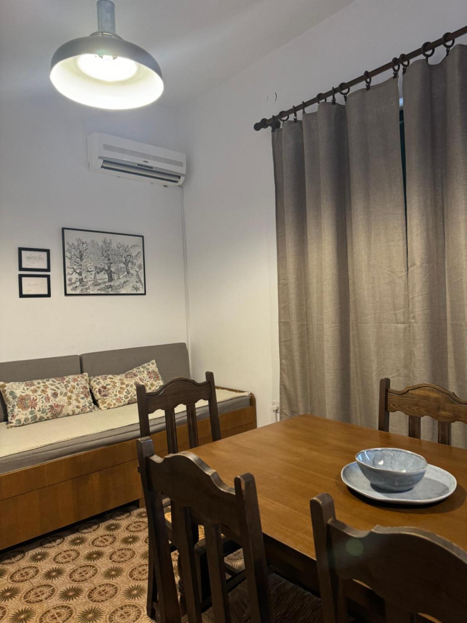 Holiday home Kuca Roberta, *